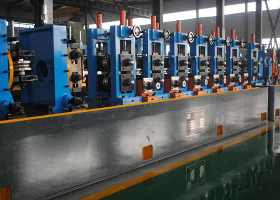 機械ERW高周波を作るまっすぐな継ぎ目によって電流を通される管