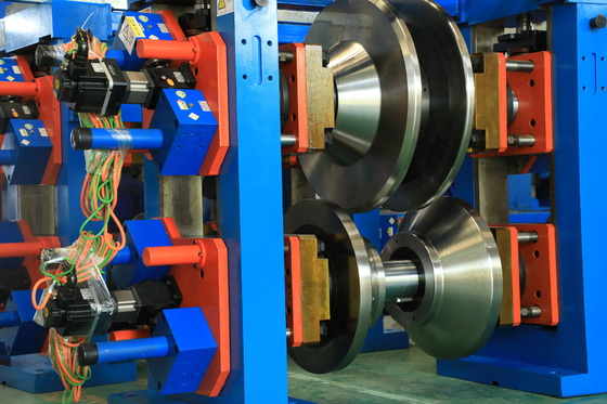 高周波直成 600x600mm スクエア 鋼筋のストリップで溶接パイプミール