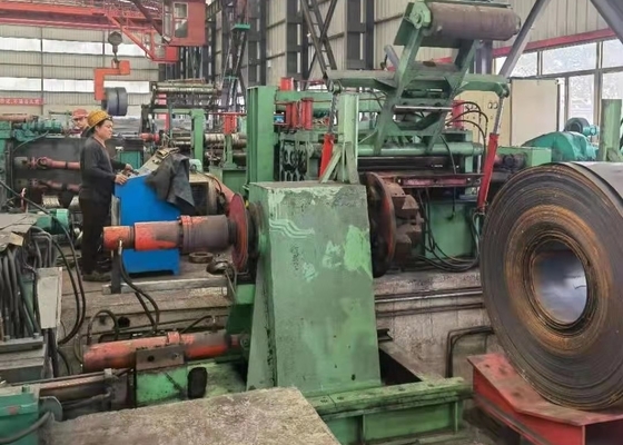 CE 最大幅 1600mm スチール切断機械 最大厚さ 5mm