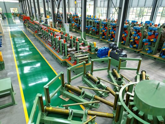 273mm ERWパイプミル（水平アキュムレータ付き）