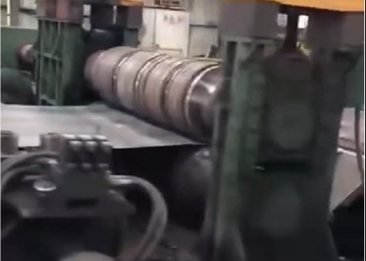 速度0-40m/Minを切る1-8mm *2000mmの鋼鉄スリッター